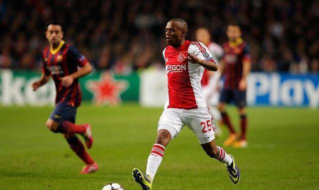 小卡中国行学咏春！今夏NBA众星集体习武：哈登双截棍+少林文班