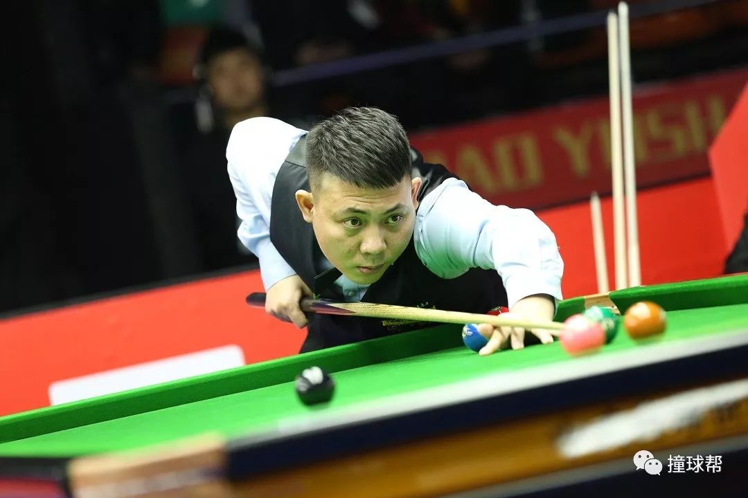 与其他球员 与其他球员